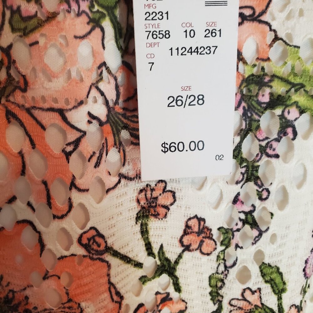 NWT Avenue Floral Crochet Bell Sleeve Sheath Dress Lined Pullover Size 26/28 - Picture 9 of 9
